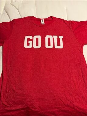 GO OU Red Graphic T-Shirt